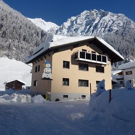 Landhaus Juritsch Klosterle am Arlberg Exterior foto